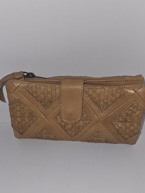 Amsterdam Heritage Woven Leather Women's Clutch Wallet Classic Crosshatch Design